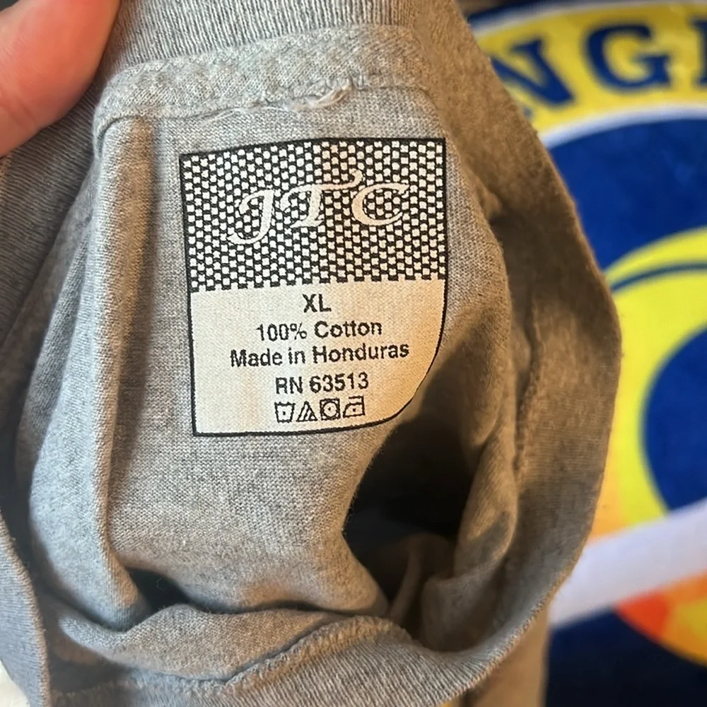 Vintage NASCAR shirt - Picture 3 of 3